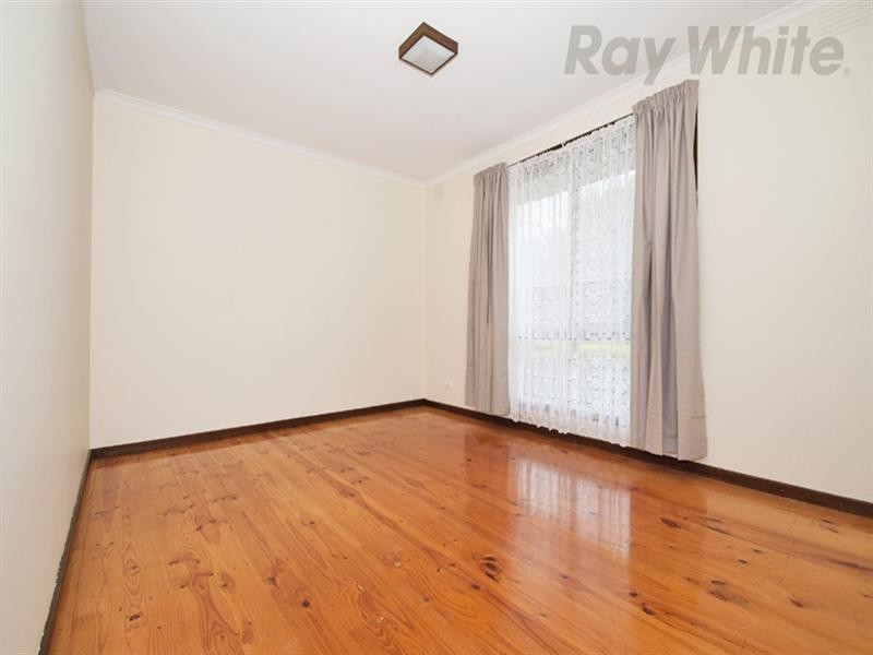 5/4 Starcross, Croydon VIC 3136