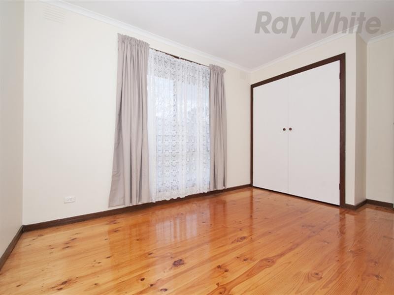 5/4 Starcross, Croydon VIC 3136
