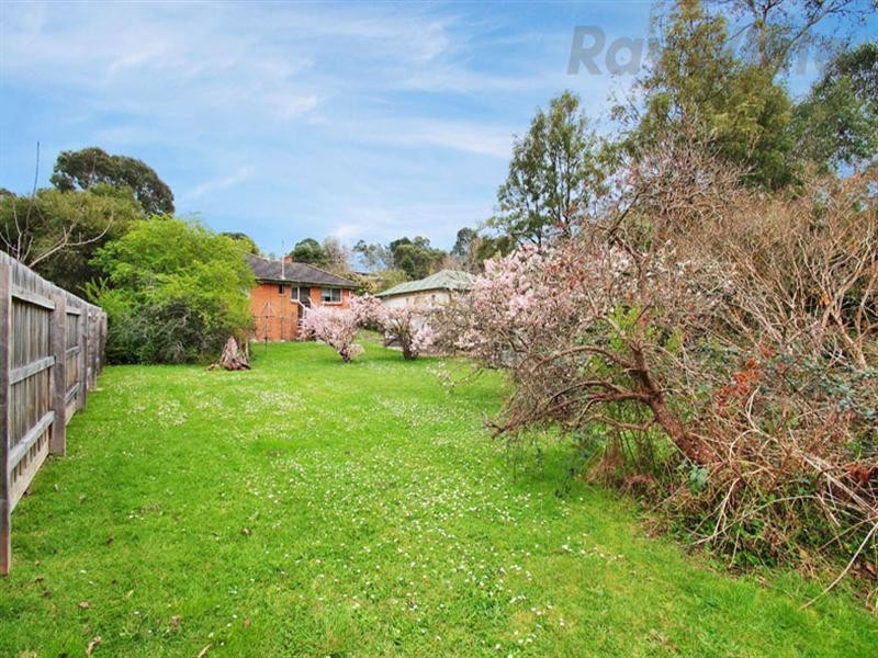 24 ALLENDALE Road, Croydon VIC 3136