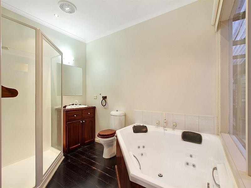 5 FAY Court, Croydon VIC 3136