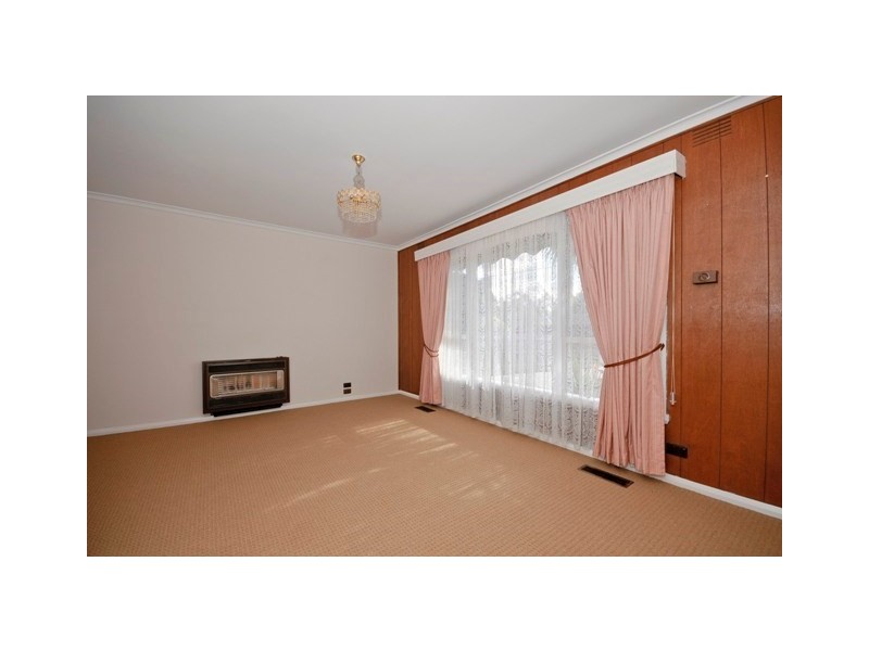 37 Leeanne Crescent, Croydon VIC 3136