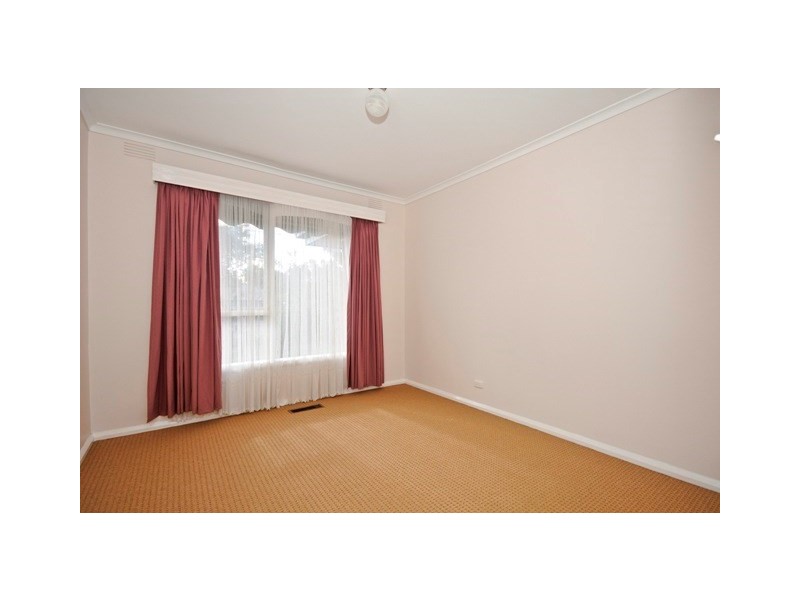 37 Leeanne Crescent, Croydon VIC 3136