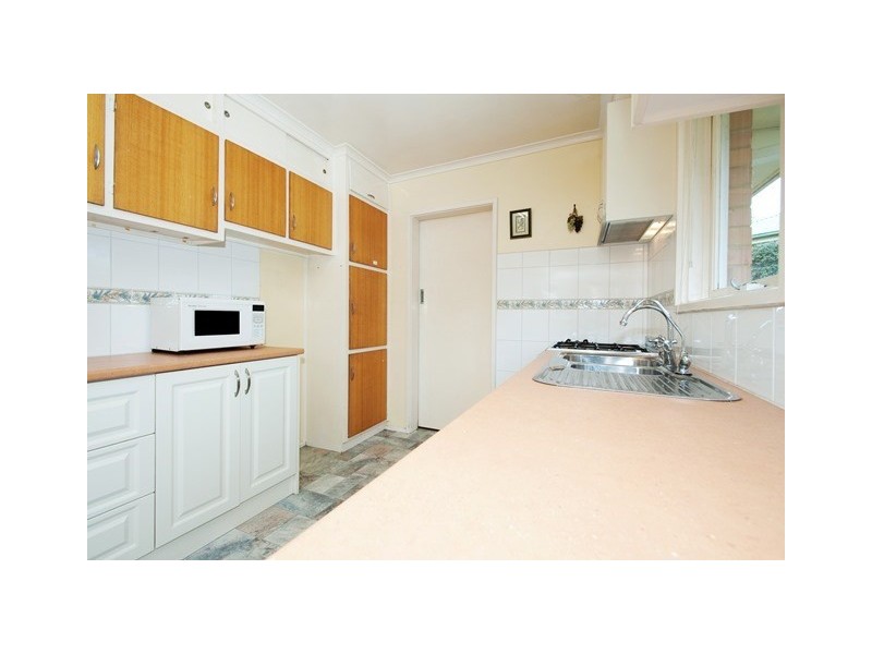 94 Mount View Parade, Croydon VIC 3136