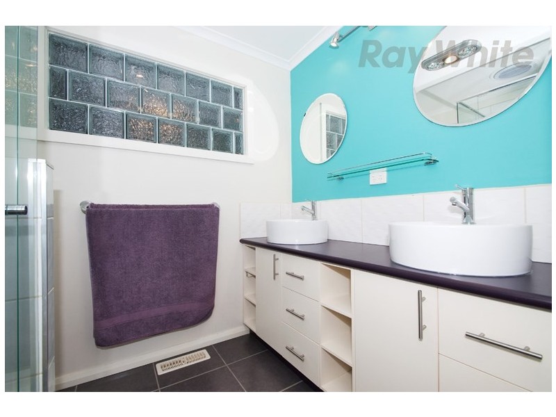 135 Switchback Road, Chirnside Park VIC 3116