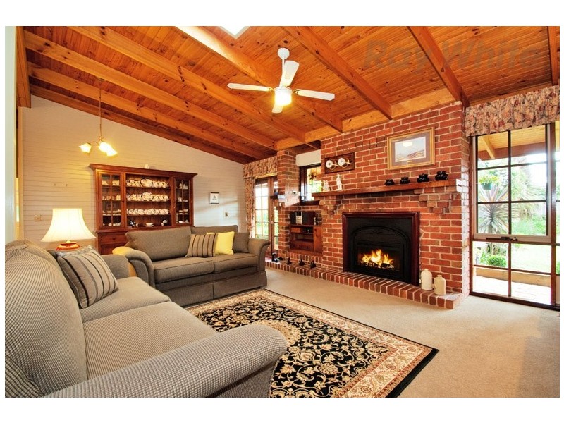 13 ST ANDREWS Close, Croydon VIC 3136