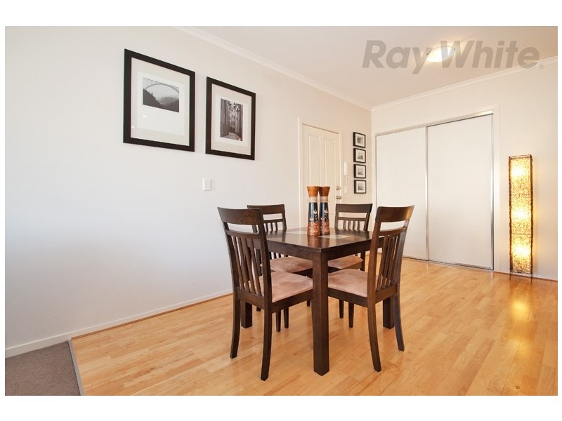 Unit 74, 11 HEWISH Road, Croydon VIC 3136