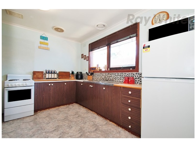 21 MIRANG Avenue, Croydon VIC 3136