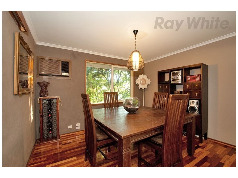 12 Woodland Avenue, Croydon VIC 3136