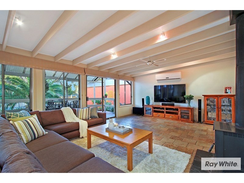 29 MIDDLEFIELD Drive, Blackburn North VIC 3130