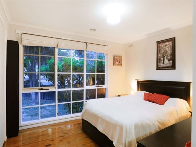 14 Berrabri Drive, Scoresby VIC 3179