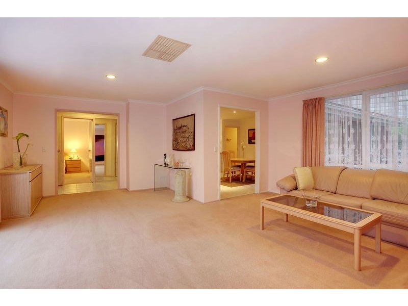 20 Rosemary Avenue, Croydon Hills VIC 3136