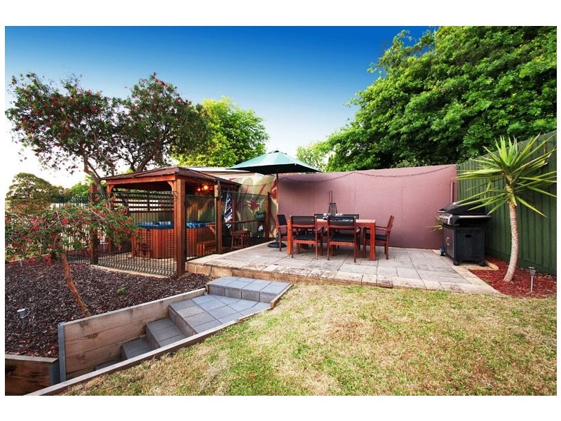 2, 4 MIRABEL Avenue, Ringwood East VIC 3135