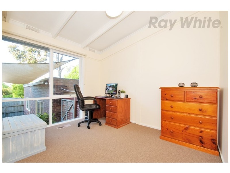 7A TARONGA Crescent, Croydon VIC 3136