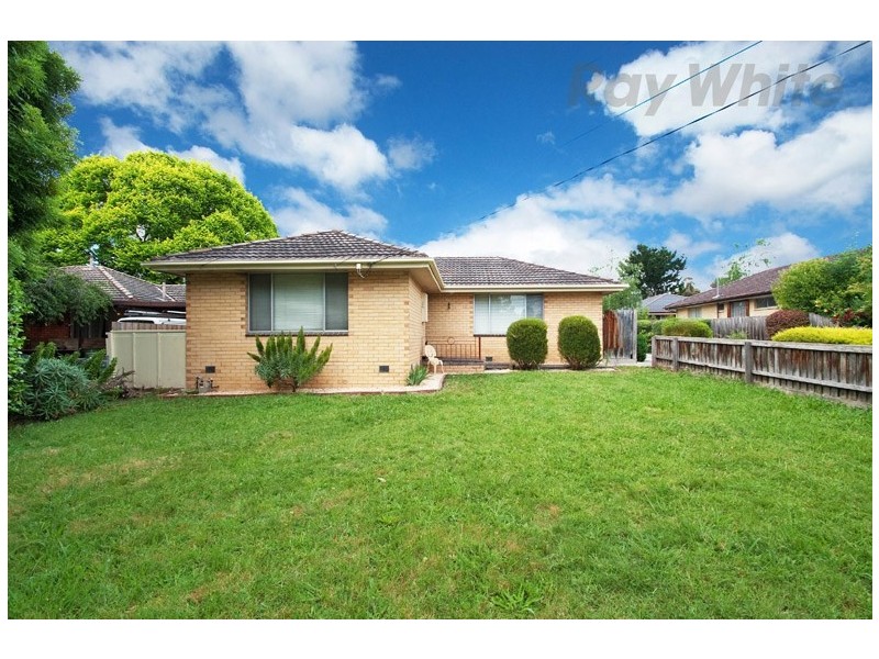 7 CAROLANNE Court, Mooroolbark VIC 3138