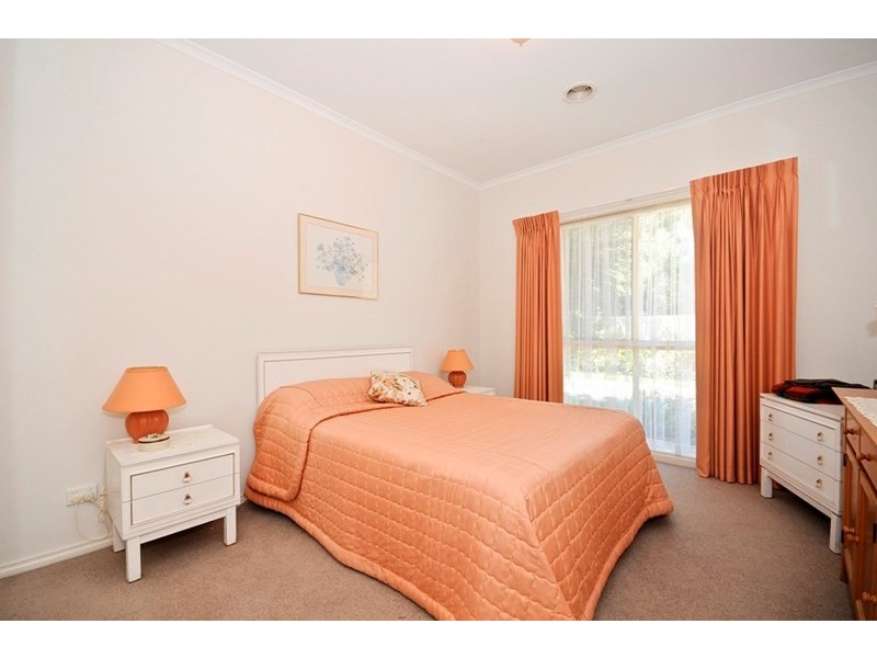 1/14 ALFRICK Road, Croydon VIC 3136