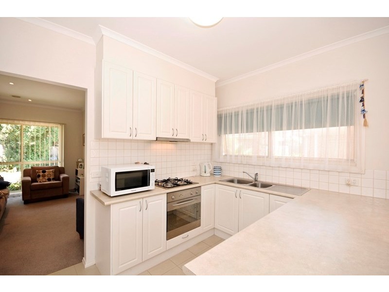 1/14 ALFRICK Road, Croydon VIC 3136