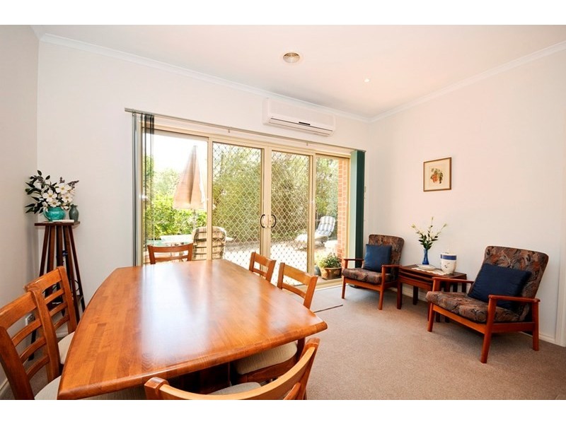 1/14 ALFRICK Road, Croydon VIC 3136