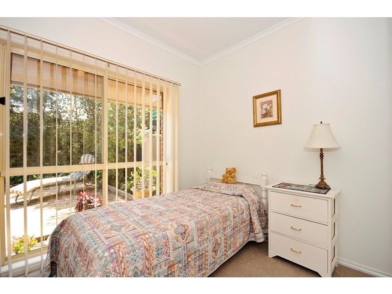1/14 ALFRICK Road, Croydon VIC 3136