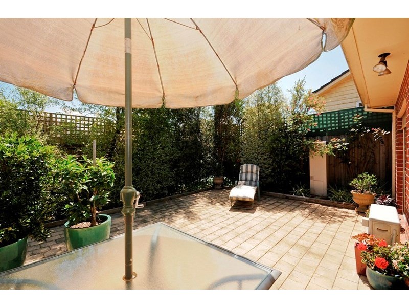 1/14 ALFRICK Road, Croydon VIC 3136