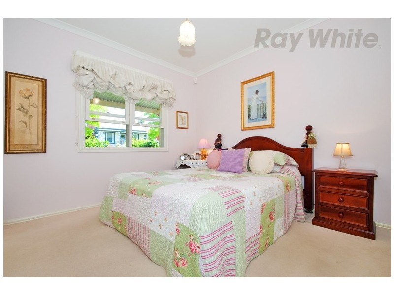 11 ROSEWOOD Place, Chirnside Park VIC 3116