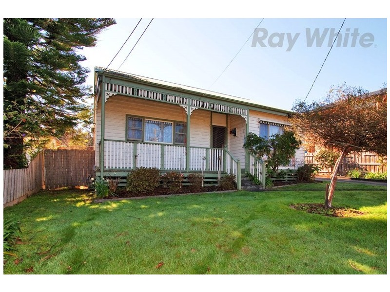 12 Kalinda Road, Croydon VIC 3136