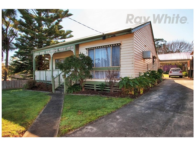 12 Kalinda Road, Croydon VIC 3136