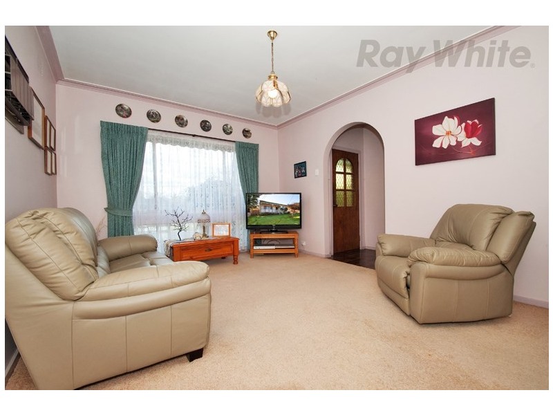 12 Kalinda Road, Croydon VIC 3136