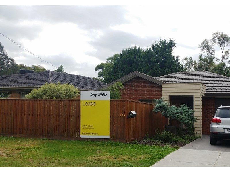 35 Balcombe Avenue, Mooroolbark VIC 3138