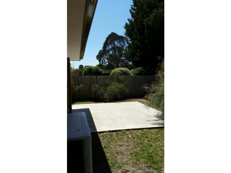 35 Balcombe Avenue, Mooroolbark VIC 3138