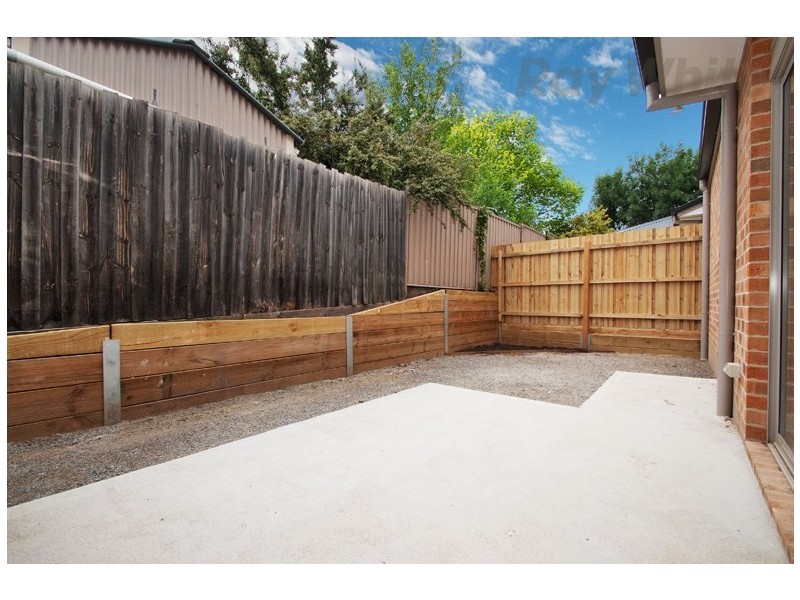 Unit 2, 4 Carole Avenue, Chirnside Park VIC 3116