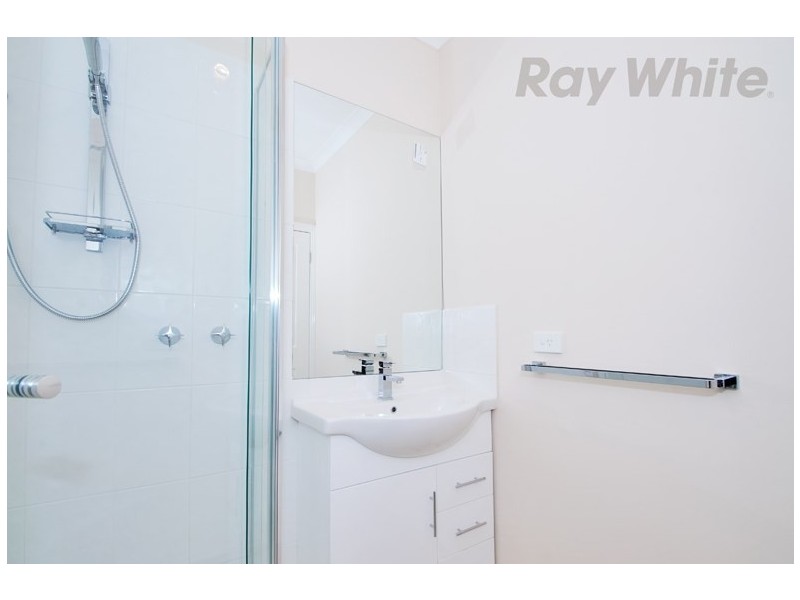 Unit 1, 19 Kimberley Drive, Chirnside Park VIC 3116