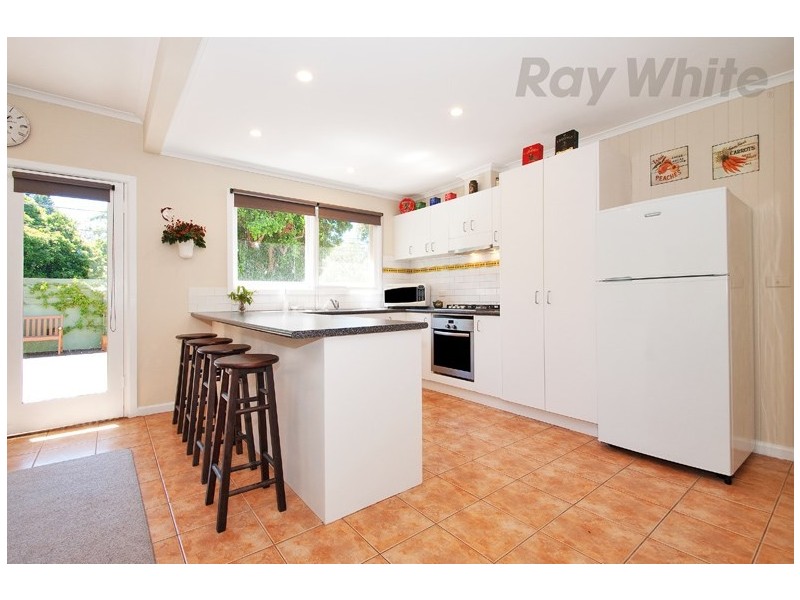 34 Knaith Road, Ringwood East VIC 3135