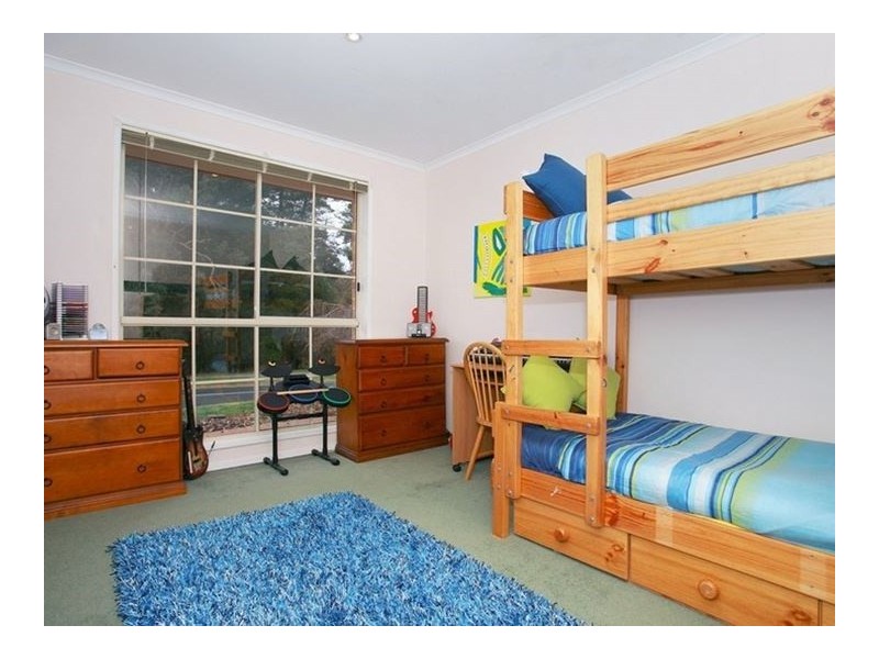 43 Settlers Hill Crescent, Croydon Hills VIC 3136