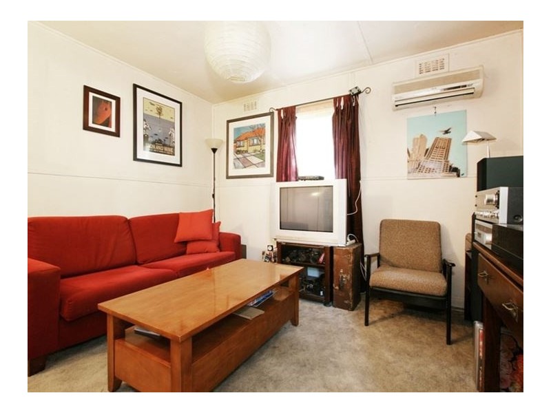 8A Field Street, Croydon VIC 3136