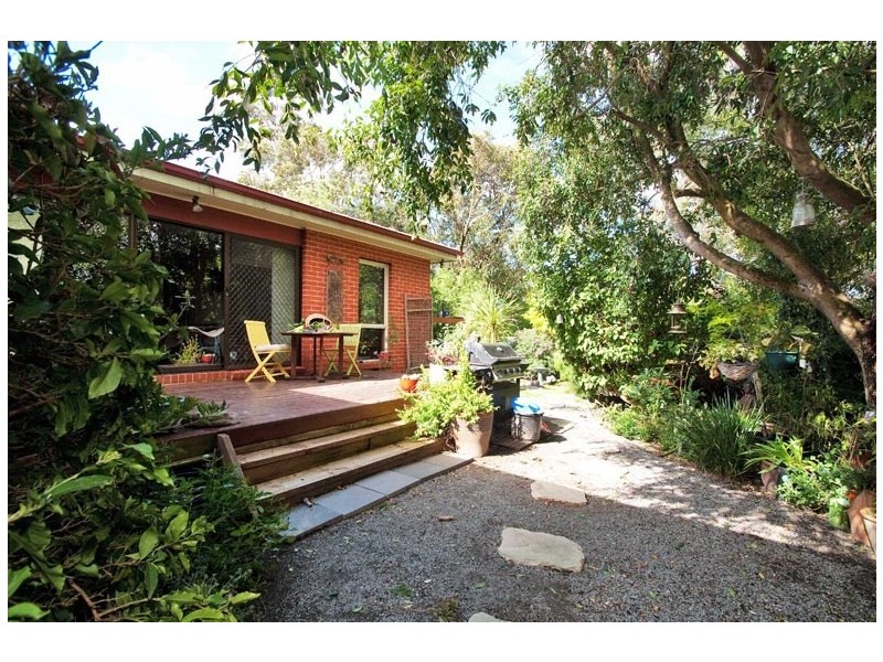 17 Valkyrie Crescent, Ringwood VIC 3134