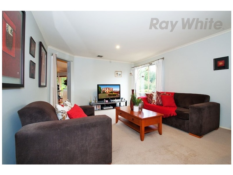 7 COMMERFORD Place, Chirnside Park VIC 3116