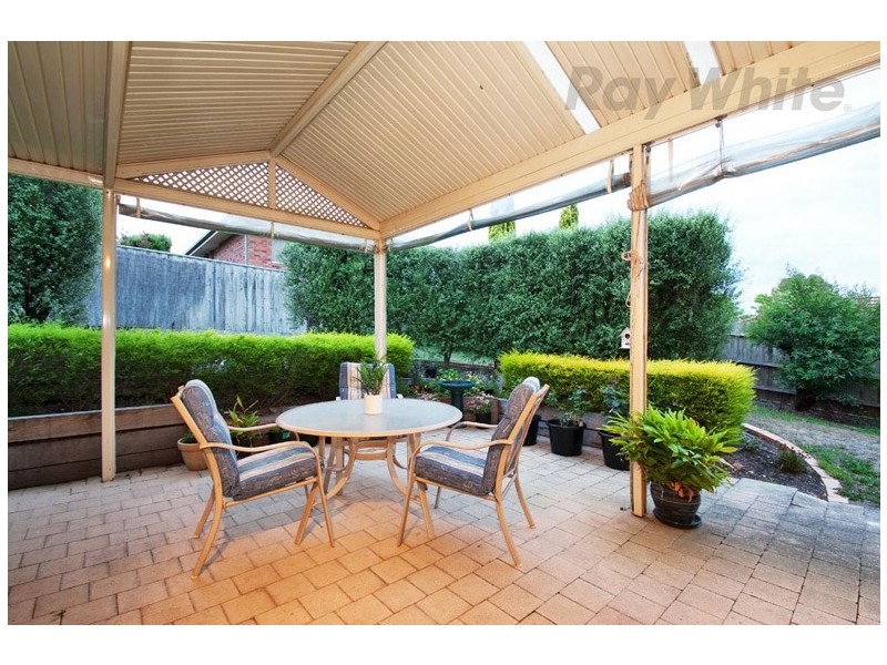 7 COMMERFORD Place, Chirnside Park VIC 3116