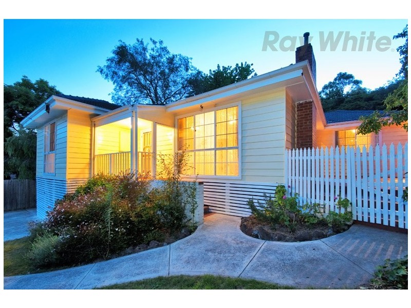 6 ROSE Court, Croydon VIC 3136