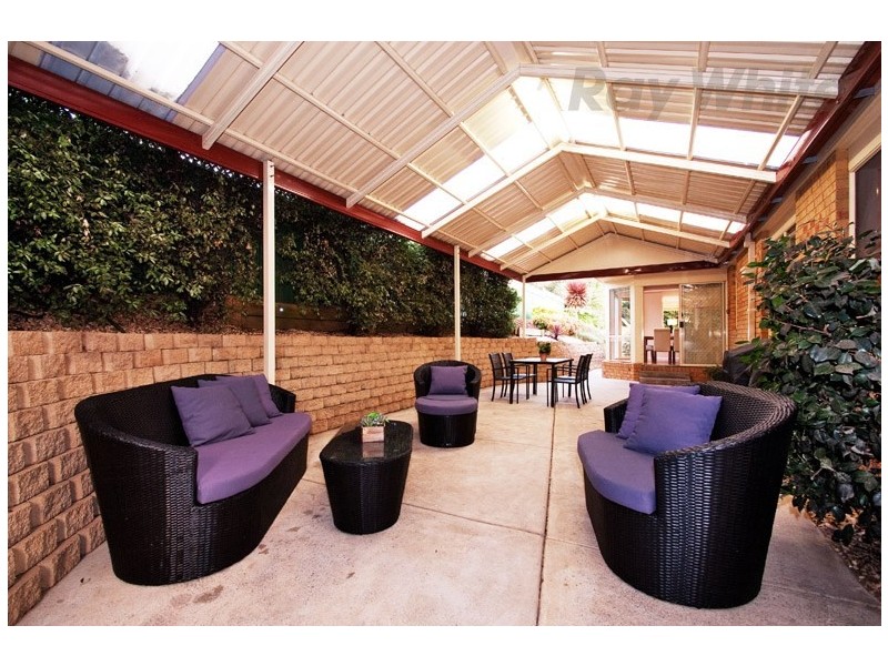 11 MAYFAIR Court, Chirnside Park VIC 3116