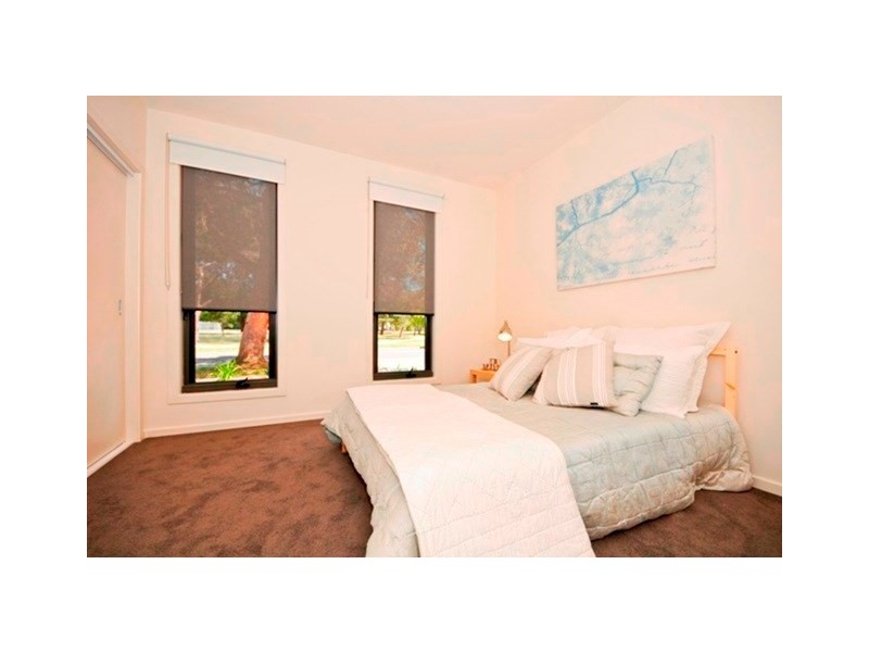 1/6 Norton Road, Croydon VIC 3136