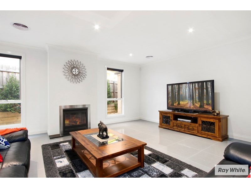 4 GIDGEE Court, Wantirna South VIC 3152