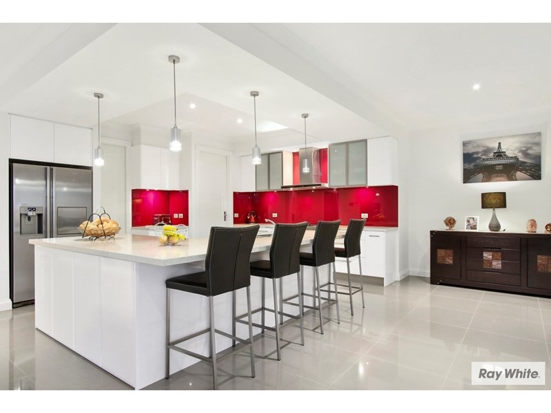 4 GIDGEE Court, Wantirna South VIC 3152