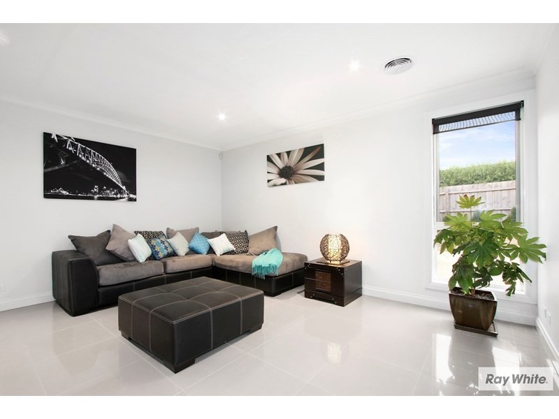 4 GIDGEE Court, Wantirna South VIC 3152