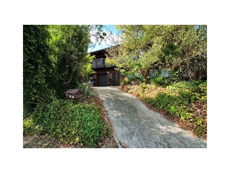 60 MEADOWGATE Drive, Chirnside Park VIC 3116