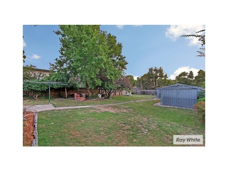 20 SWINBURNE Avenue, Mooroolbark VIC 3138