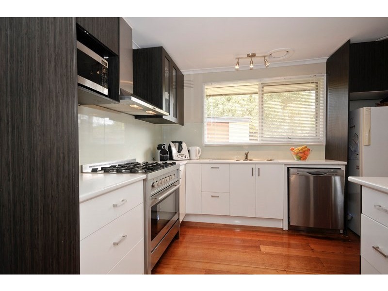 2/52 Lusher Road, Croydon VIC 3136