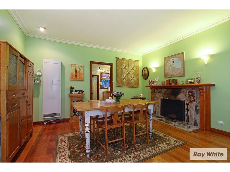 47 WARRIEN Road, Croydon North VIC 3136