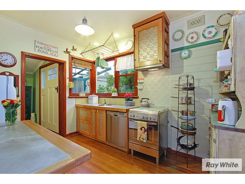 47 WARRIEN Road, Croydon North VIC 3136