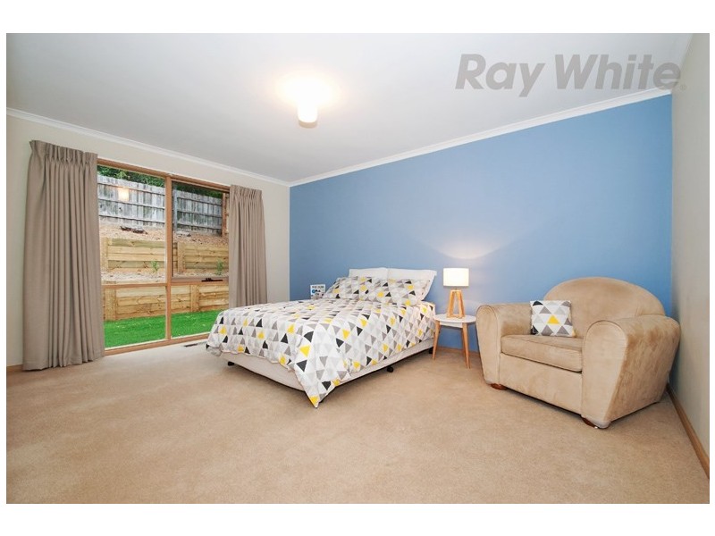 14 DRUMMER HILL Lane, Mooroolbark VIC 3138