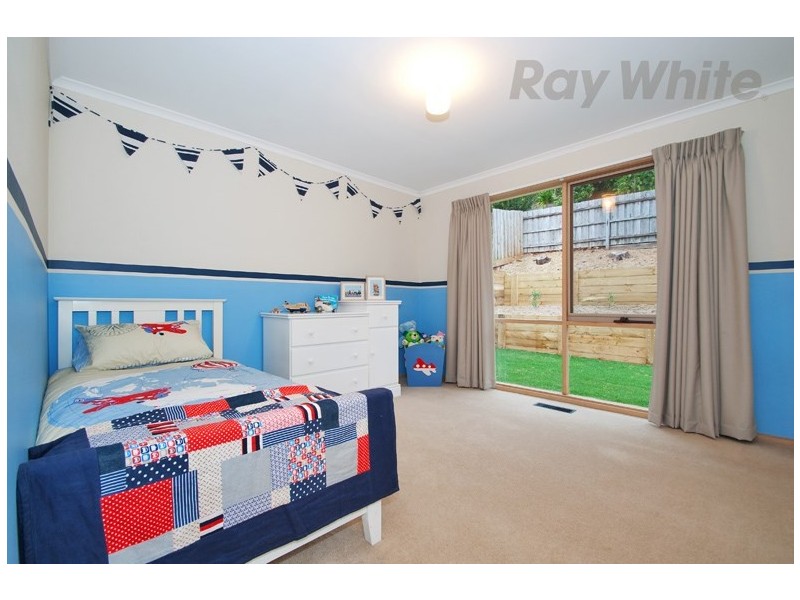 14 DRUMMER HILL Lane, Mooroolbark VIC 3138